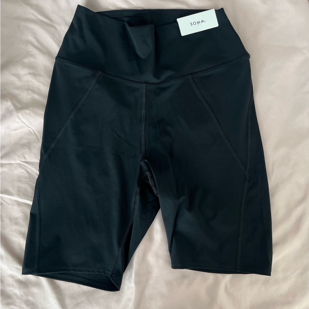 Black Biker shorts Womens size Medium, NWT SOMA
